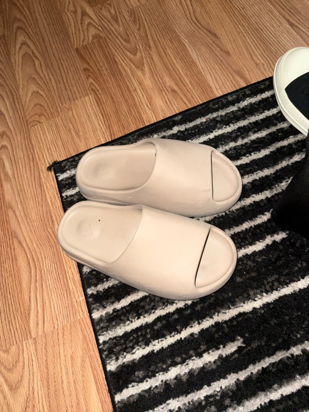 Yeezy Slides